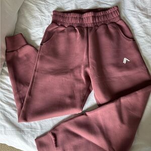 alphalete Jogger